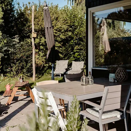 Rosemary House Is A Peaceful Family Getaway Dom wakacyjny Rødvig